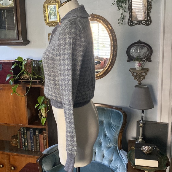 wool sweater - Picture 5 of 8
